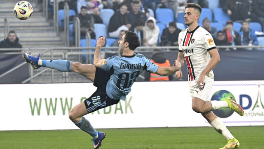 Nerobte si zarty z Tigrana Sporar napomenul novinara Trener Slovana Weiss ignoroval tlacovku
