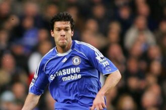 Po prvykrat prehovoril o smrti 18 rocneho syna Je to proces zah.inajuci potlacanie tvrdi futbalova ikona