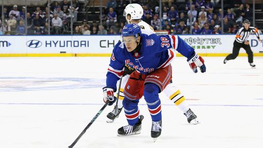 Skvela sprava z NHL Utocnika Adama Sykoru povolali New York Rangers do prveho timu