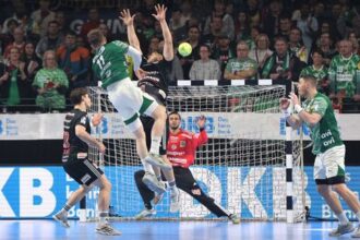 Zlodeji ju mali ukradnut haznarsky klub nasiel stratenu trofej v suterene