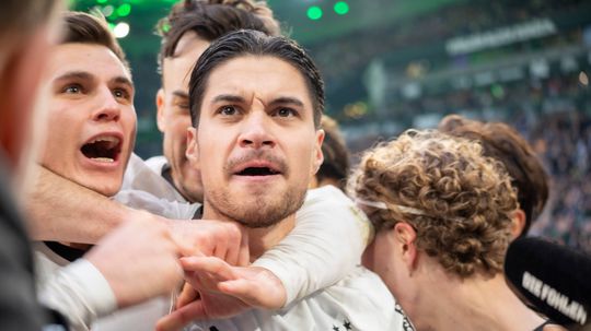 v nemecku sa uskutocnil superlager bayern sa vyrazne priblizil k titulu hoffenheim riskuje o tretiu priecku