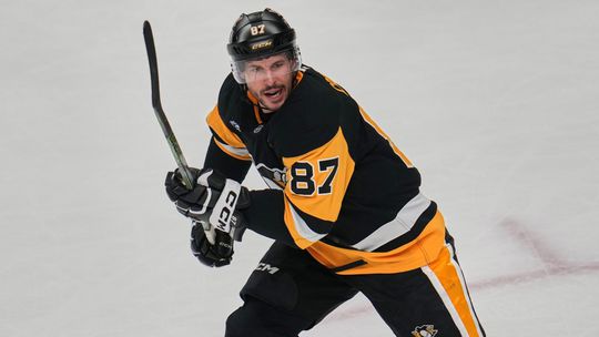 Je lepsi nez Gretzky Lider Pittsburghu Crosby dosiahol neuveritelny milnik v karriere