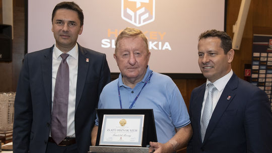 S mnohymi hokejistami mal priatelske vztahy Zomrel legendarni sportovy novinar Frantisek Morvay