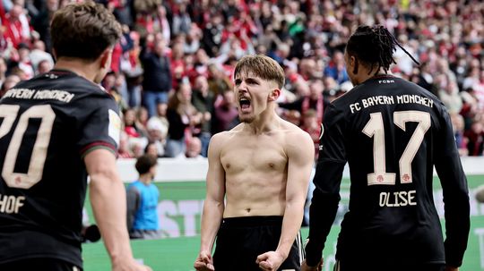 Vavro sa vratil do zakladnej zostavy Wolfsburgu Bayern prehraval v 80 minute 02
