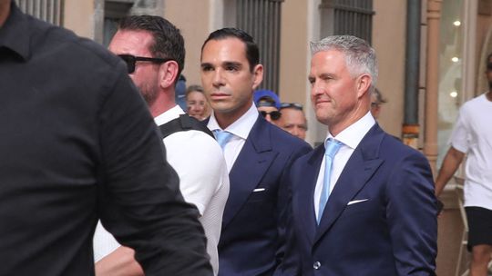 Homosexualna svadba roka Expilot F1 Ralf Schumacher povedal ano byvalemu politikovi