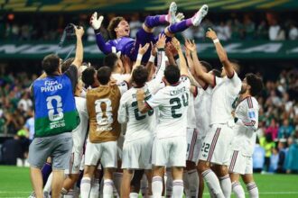 Jeho meno skandoval cely stadion legendu po vitazstve nad Cechmi vynasali do vzduchu