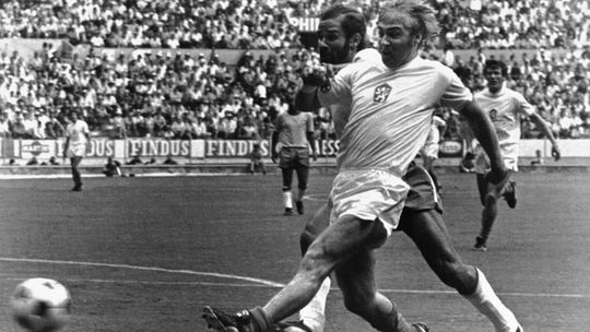 Miesto kde legendarne Ladislav Petras daval goly a rozdaval odznaky 100 jarnych kilometrov
