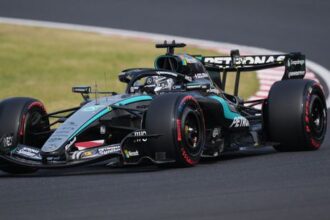 V Raksku sa o triumf bili Russell s Verstappenom Brit zvldol zver lepie