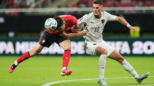 Z euforie do totalneho soku VAR neuznal gol ceskym futbalistom Korejci ihned odpovedali Kapitan Cechov pri rozhovore vybuchol