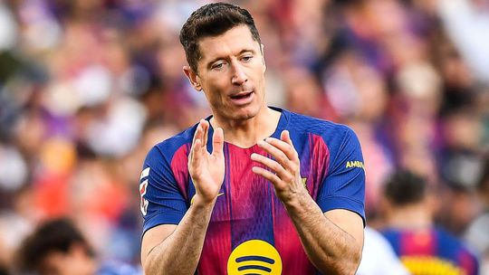 bitka o najlepsieho kanoniera je na konci lewandowski po odchode z barcelony nasiel novy klub hviezdny poliak opusta europu