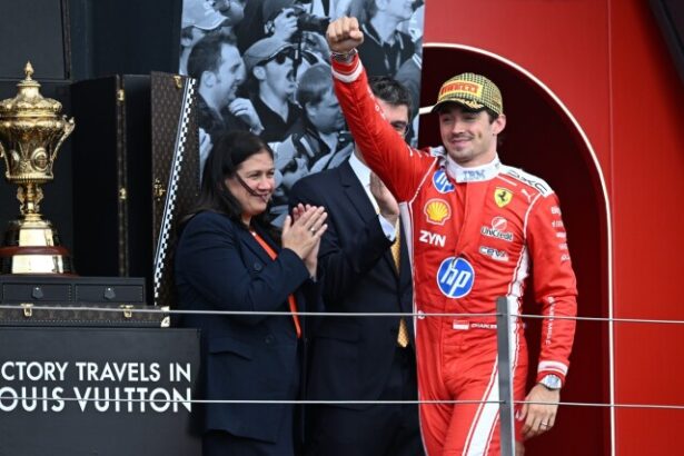 Na VC Velkej Britanie zvital Leclerc Ferrari ovladlo stupienok vitajucich