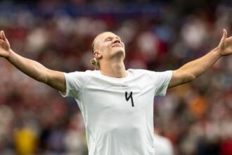 Rozhodca ich podrzal k postupu viedol Haaland Norov caka Brazilia