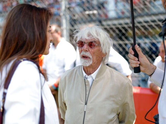 Slavny Bernie Ecclestone prezradil s ktorym jazdcom F1 by podpisal zmluvu za kazdu cenu