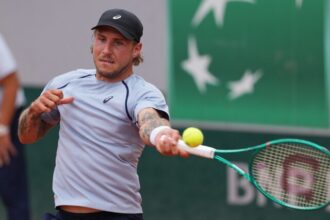 Sokoval 20 hraca rebrickka a postupil do semifinale Alex Molcan sa po troch rokoch vracia do elitnej stovky