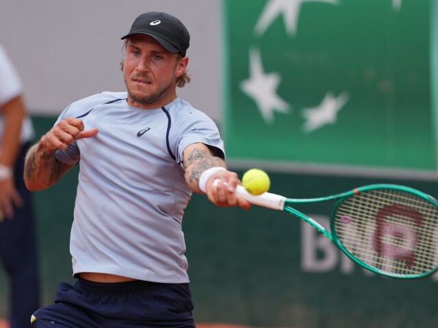 Sokoval 20 hraca rebrickka a postupil do semifinale Alex Molcan sa po troch rokoch vracia do elitnej stovky