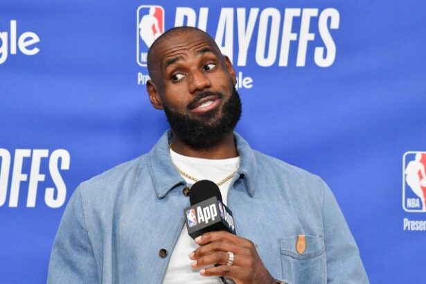 Trump op zabodoval Najlep basketbalista vetkch ias Mono je LeBron James rasista