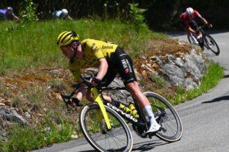 katastrofa odvratena vingegaard bude mat na tour de france po boku vyznamneho pomocnika