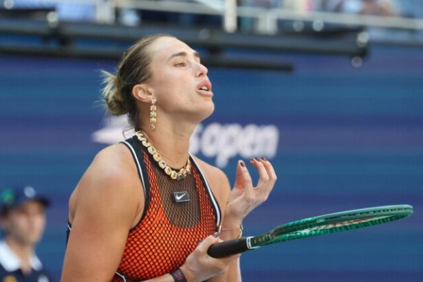 Aryna ako to preboha vyzeras Svetova jednotka sokovala outfitom Djokovic neveril vlastnym ociam