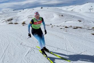 Kuzminova vyhrala maratonke preteky na Novom Zeland e Rychlejsi boli traja muzi jednym z nich bol jej syn