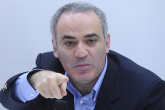 Rusky sampion ktoreho pozna cely svet bez okolkov Rusi vrazdia ukrajinske deti Putin to schvaluje