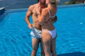 Romantické bozky v plavkách. Hviezdna Vonnová ukázala nového priateľa