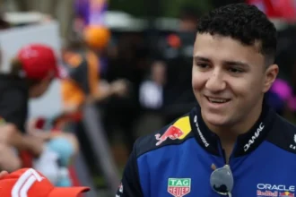 Verstappenov tímový kolega sa vracia do kokpitu. Red Bull bude v Azerbajdžane stopercentný