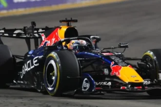 Systémom štart-cieľ: Verstappen nedal šancu konkurencii, Antonelli je bližšie k titulu